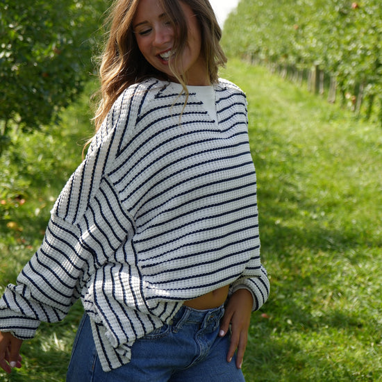 navy-stripe