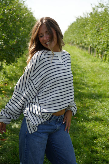 navy-stripe