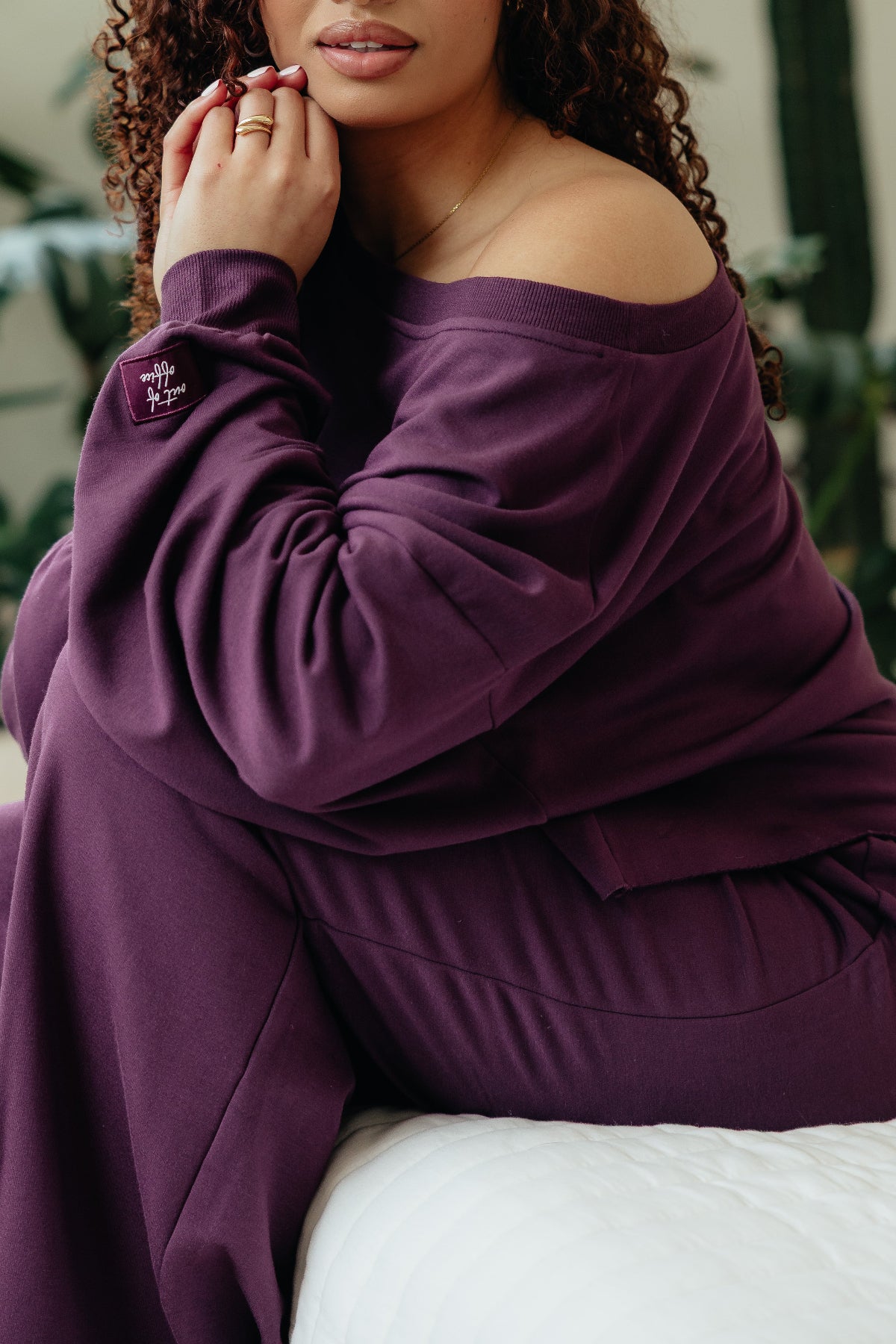 Weekend Fleece Off Shoulder Pullover – Ptula