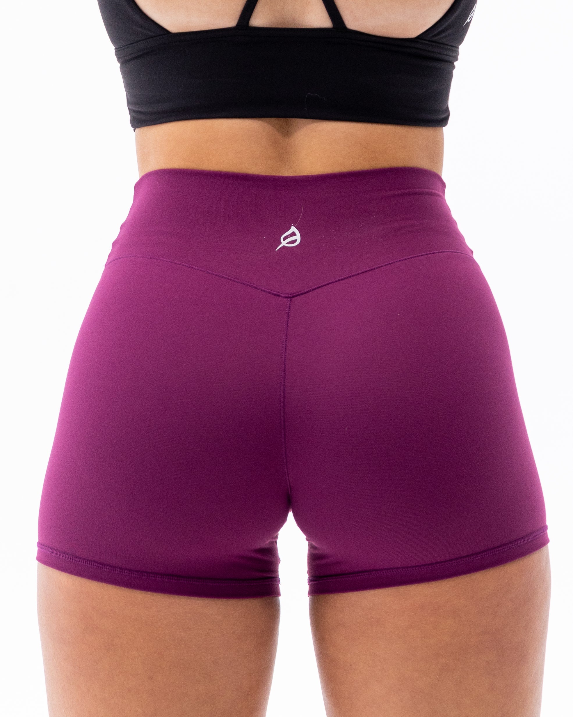The Cassey Short : 4" - Magenta