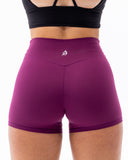 The Cassey Short : 4" - Magenta